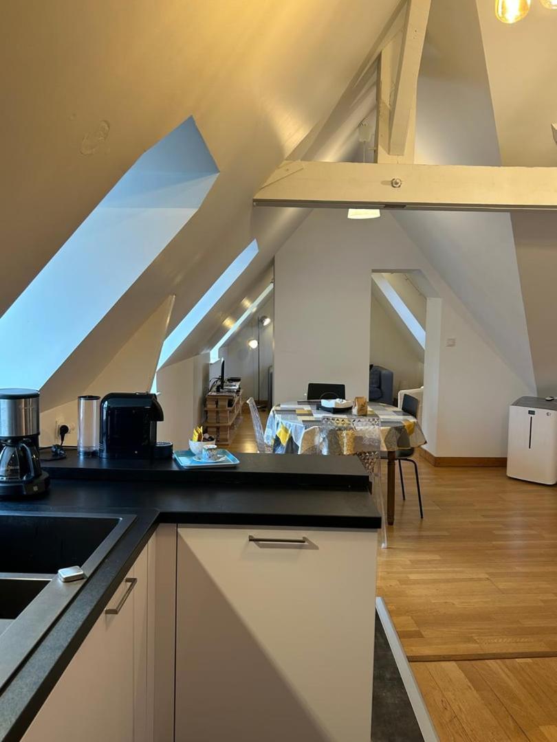 Le Square : Appartement Climatise En Centre Ville Poitiers Eksteriør bilde